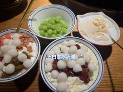 -卤校长重庆火锅(银泰城店)