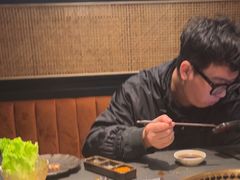 -铭牛烧肉·和牛海鲜自助(高新月牙湖店)