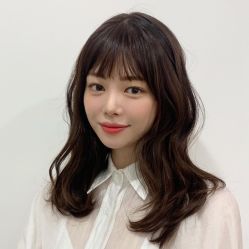 -变画·发型STUDIO