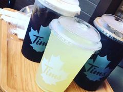 燕麦浮云冷萃-Tims天好咖啡·贝果(雁展路万象天地店)