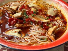 蟹脚捞粉-老三样·旧食新味(万寿宫店)
