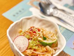 柠檬酸辣无骨凤爪-帕蓝·暹罗料理(曲阳店)