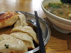 -黄阿姨锅贴大王(万航渡路店)