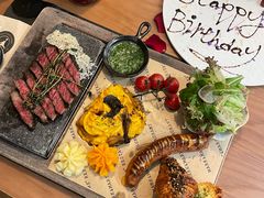 -Mark&Mars Restaurant