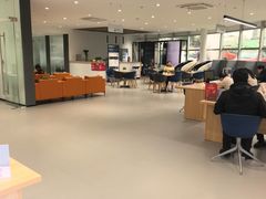 -上海冠松上汽大众4S店