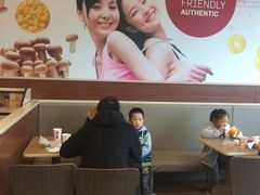 大堂-肯德基(新人民公园店)