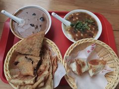 -方中山胡辣汤(成都首店)