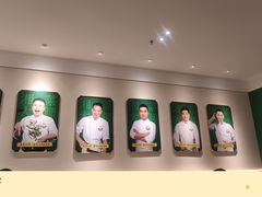 -费大厨辣椒炒肉(正大广场店)