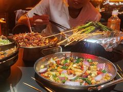 -何师烧烤Pro ·江湖川菜·小龙虾·精酿(太古里旗舰店)