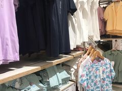 -优衣库(广州天河领展广场店)