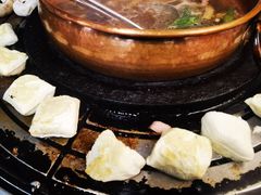 -阿山卓·野生菌火锅·纳西火塘烤肉