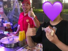-詹爷爷乌节路街头冰淇淋