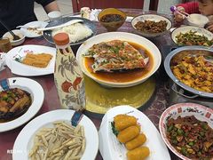 -湖南人家湘菜馆(镇江路店)