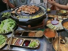 -胡悦里韩式烤肉(芝罘万达广场店)