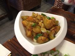 -东巴谷野生菌火锅餐厅