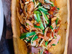 -老滇山寨•云南特色菜•地方菜•民族风情歌舞表演(金碧店)