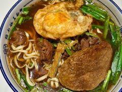 红烧牛肉面-镇南锅盖面馆(解放路店)