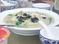 -雪琴面馆富安特色鱼汤面(城中花园店)