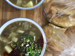-老字号贾家肉丸糊辣汤(光明巷店)