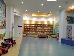 -戊辰亲子游泳俱乐部