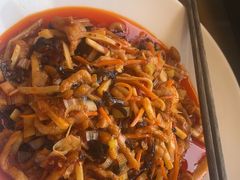 -严记小天府酸菜鱼(西四路店)