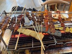 -哈尔滨小酒馆·鲜肉现穿自助烧烤(康新花园店)