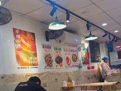 -柳州肥姨妈大骨螺蛳粉(东靖路店)