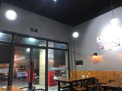 -老谭虾王蟹皇·龙虾·烧烤(蝴蝶湾店)
