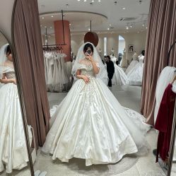 -PAI婚纱礼服设计馆【大牌租赁/高级定制】