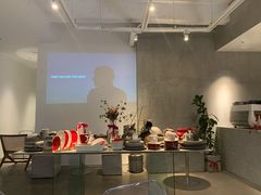 -洪小鹏生活美学馆(领SHOW天地店)