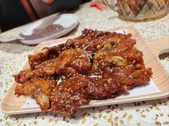-小董哥烤串·爆汁大油边(故宫店)