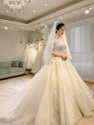 -艾慕婚纱礼服馆(和平店)