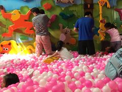 -蒙特利亲子乐园