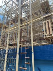 -PIPIKINGDOM皮皮王国欢乐号(欢乐海岸购物中心店)