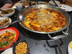 -小饕荟雅安贡椒鱼鲜馆(广福桥店)