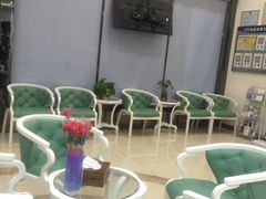 -美酷口腔牙齿矫正(江桥万达店)