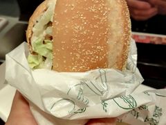板烧鸡腿堡-麦当劳(龙之梦购物中心店)