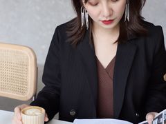 -洪小鹏生活美学馆(领SHOW天地店)