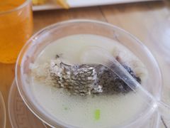 -雪湖煜辰鱼头老店(雪野湖店)