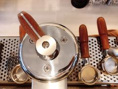 -Line 咖啡(石厦花园店)