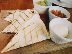 -ROAST coffee & eatery