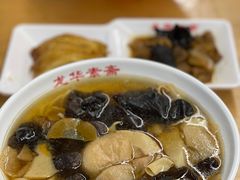 -龙华寺