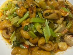 -万重锦·人文川菜馆(骡马市店)