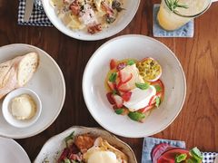 -ROAST coffee & eatery