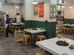 大堂-石灰市老火锅(北滨路店)