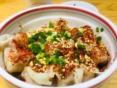 -八二小区抄手(龙湖上城天街店)