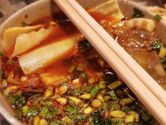 -肖肖酸萝卜鱼火锅(总店)