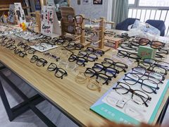 -美空眼镜·星趣控·新乐学·控优点合作店(周浦万达店)