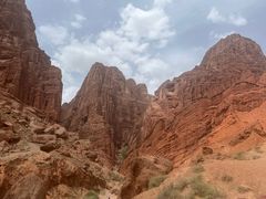 -天山神秘大峡谷