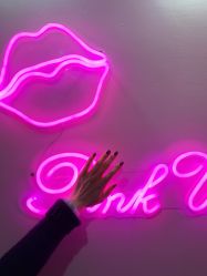 -Pink You美甲美睫纹绣定制中心